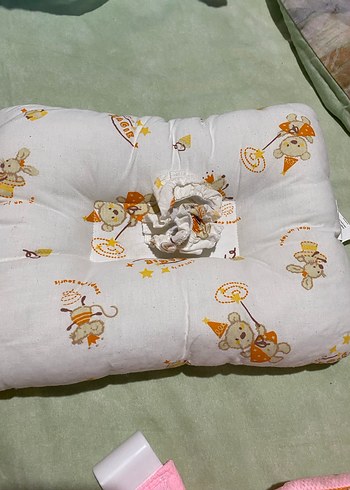 Renkli Desenli Bebek Uyku Minderi - Görsel 3