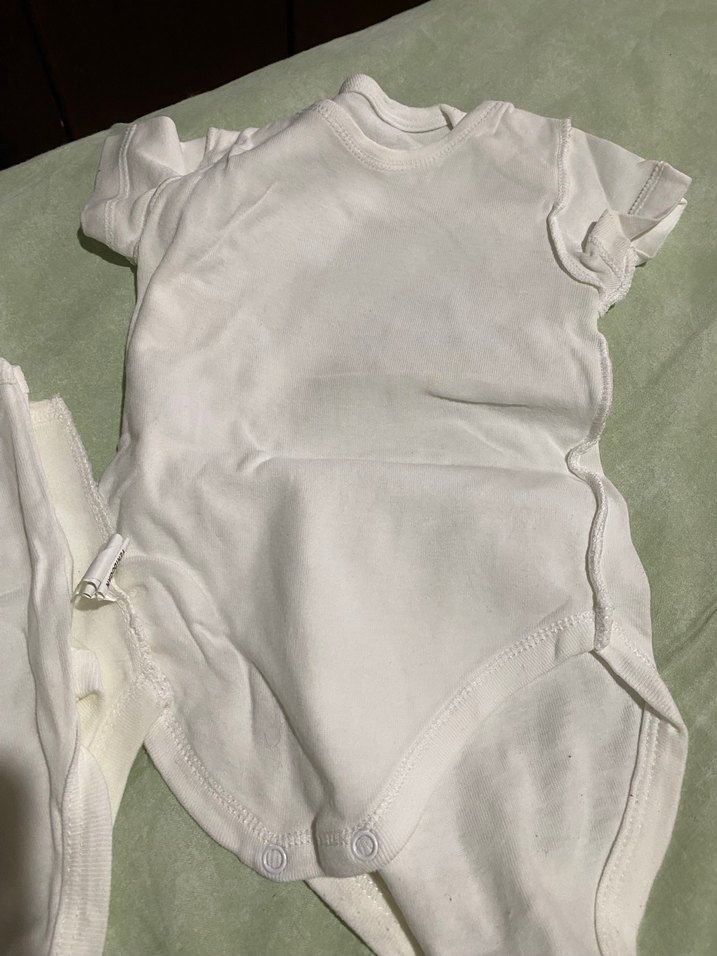 Beyaz Pamuklu Kısa Kollu Bebek Body - Görsel 4