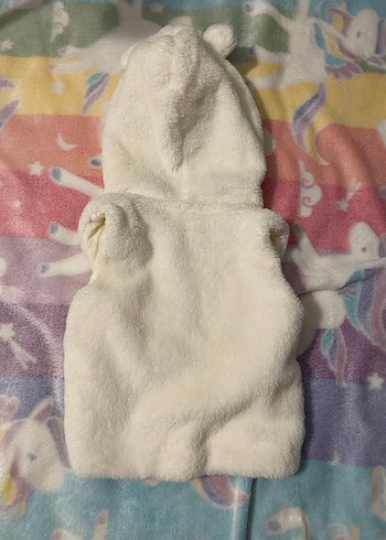 Kız Çocuk Beyaz Kapüşonlu Kürklü Yelek - Görsel 3