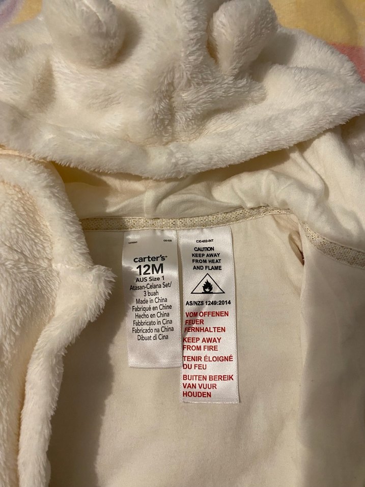 Kız Çocuk Beyaz Kapüşonlu Kürklü Yelek - Görsel 2