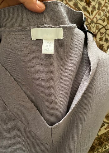 Gri V Yakalı Kemerli Kadın Süveter - Görsel 5