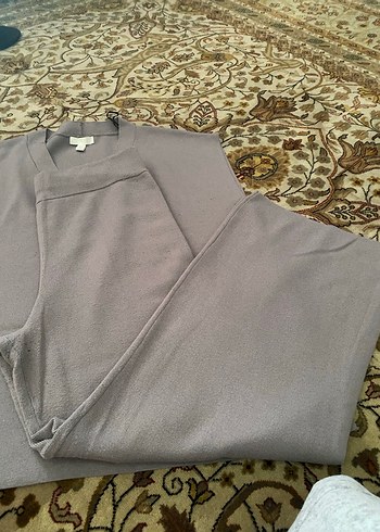 Gri V Yakalı Kemerli Kadın Süveter - Görsel 4