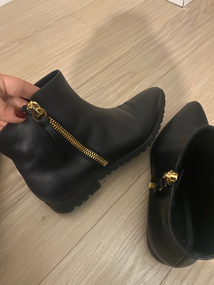 Siyah Deri Fermuarlı Stiletto Topuklu Kadın Bot - Görsel 4