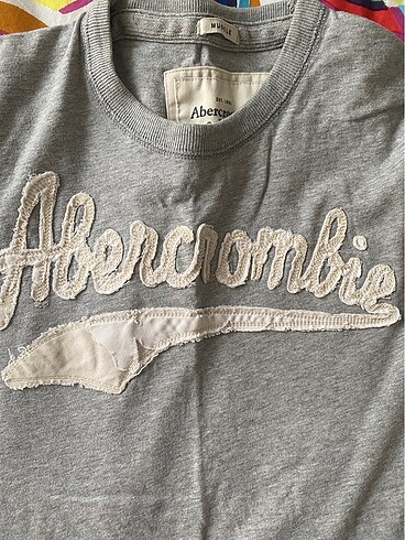 Abercrombie & Fitch #abercrombie #tshirt #gri #uzun #muscle