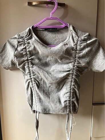 Trendyol Gri Crop Bluz
