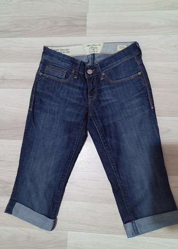 Kadın Lacivert Kemerli Mini Denim Şort