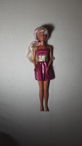 Et Barbie oyuncak bebek