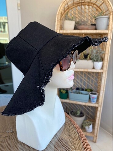 Zara model şapka