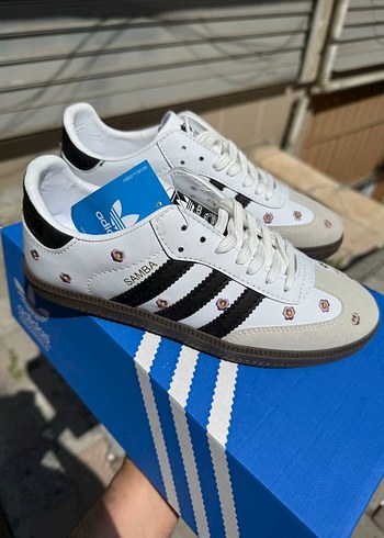 Adidas Adidas Beyaz Siyah Desenli Kadın Spor Ayakkabı