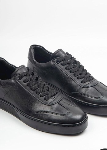 Siyah Modern Klasik Erkek Sneaker