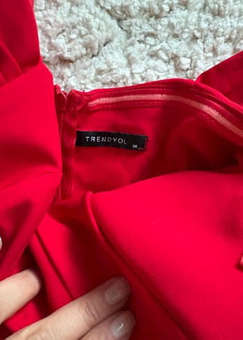 Parlak Kırmızı V Yaka Midi Elbise - Görsel 7