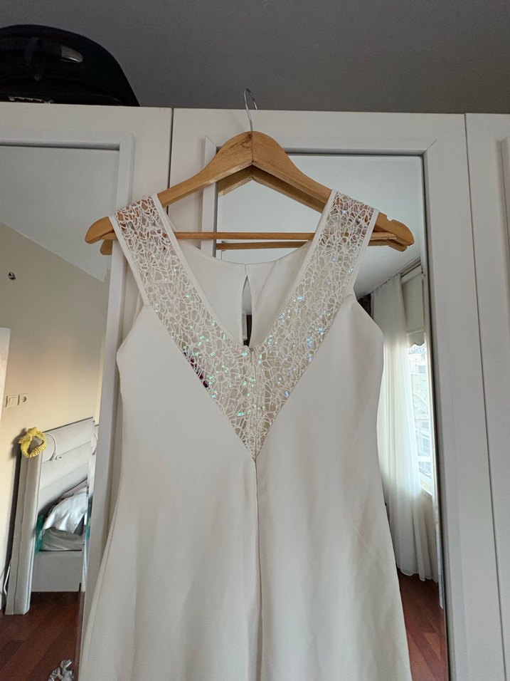 Sade V Yaka Kolsuz Uzun Gelinlik - Görsel 3