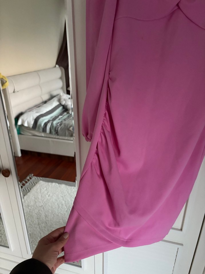 Pembe V Yaka Midi Elbise - Görsel 3