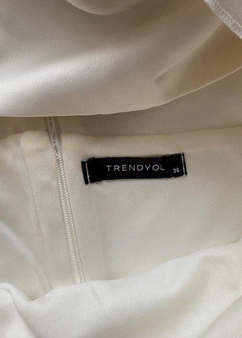 Beyaz Uzun Balık Abiye Etek ve Tek Omuz Üst - Görsel 4