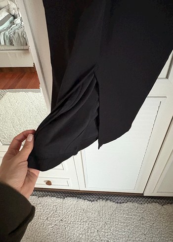 V Yaka Siyah-Beyaz Uzun Kalem Elbise - Görsel 3