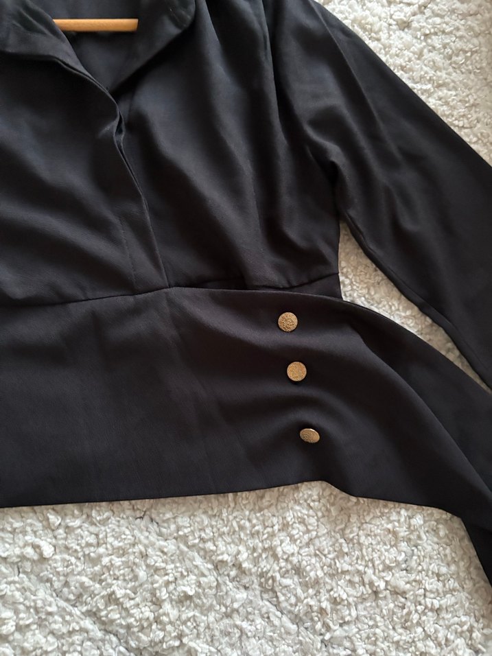 Düğmeli Siyah Mini Kadın Gömlek - Görsel 2