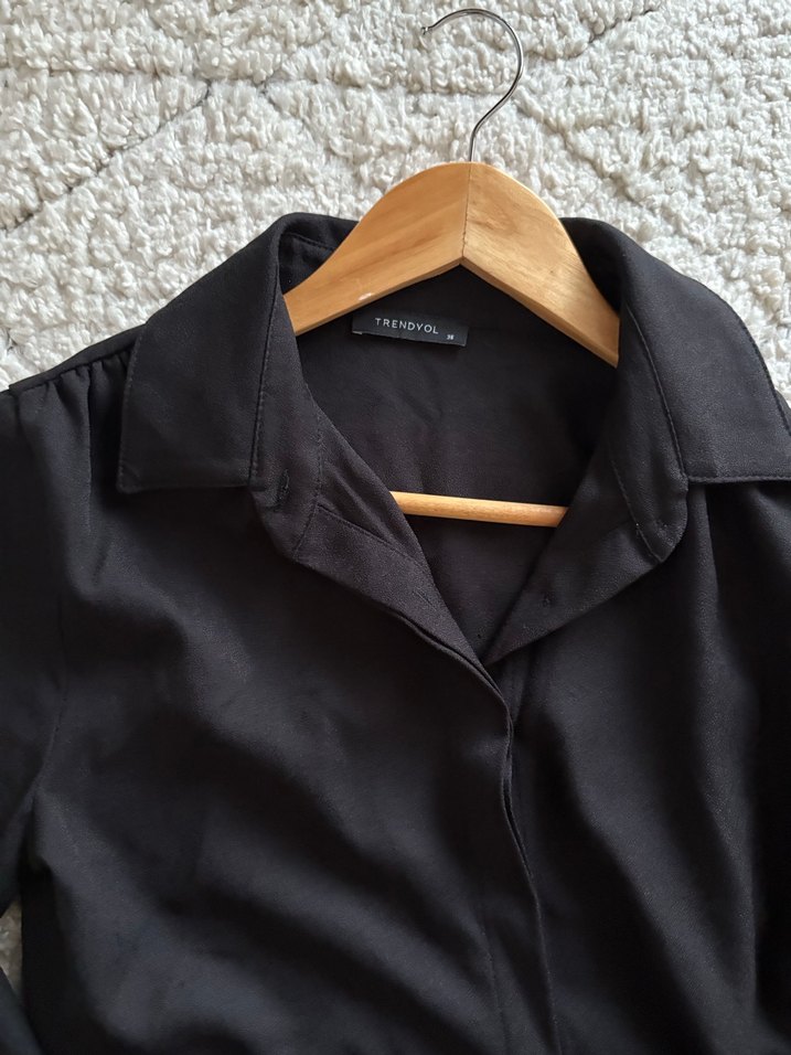 Düğmeli Siyah Mini Kadın Gömlek - Görsel 3