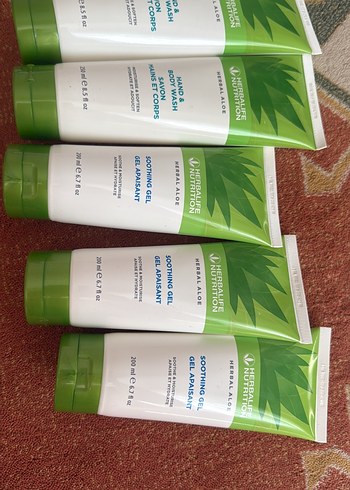 Herbal Aloe Yatıştırıcı Jel 200 ml