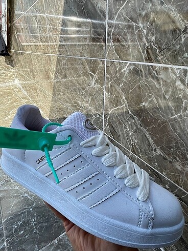 41 Beden beyaz Renk adidas campus ayakkabı