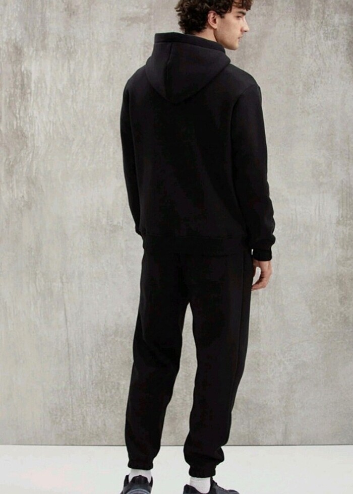 KAPÜŞONLU SWEATSHİRT  - Görsel 2