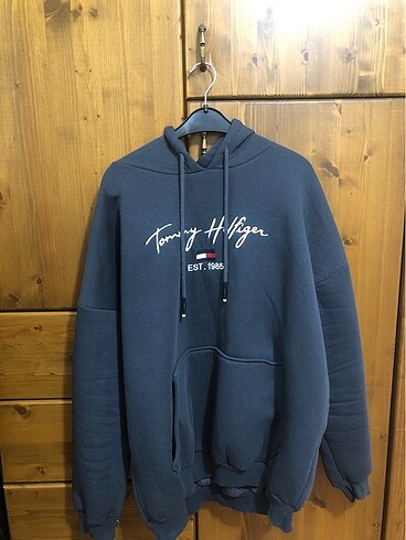 TOMMY HILFIGER SWEATSHIRT OVERSIZE XL