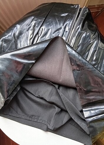 36 Beden siyah Renk H&M astarli pvc lateks gotik etek 