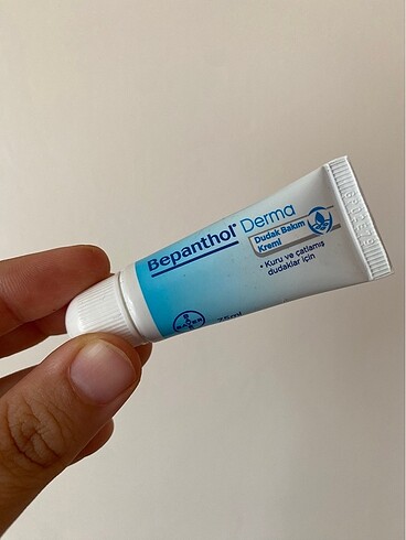 bepanthol dudak nemlendirici