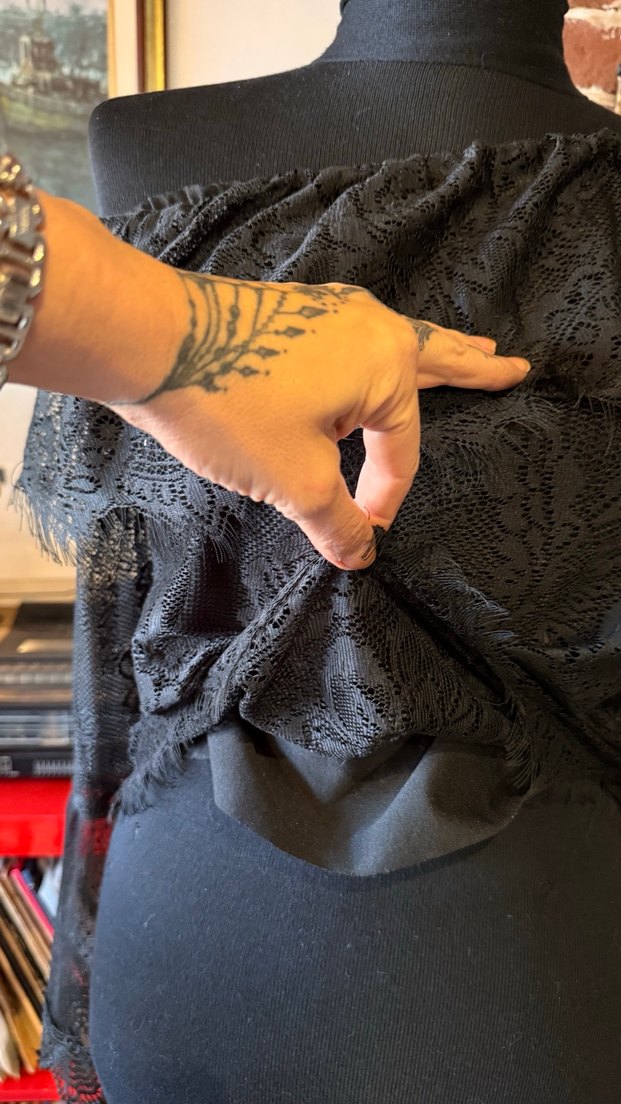 Siyah Dantel Straplez Uzun Kollu Mini Bluz - Görsel 5