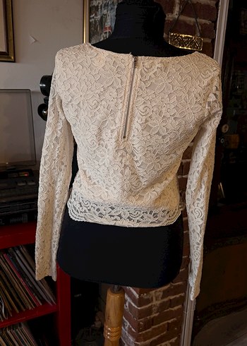 H&M Dantel Detaylı Uzun Kollu Bluz - Görsel 2