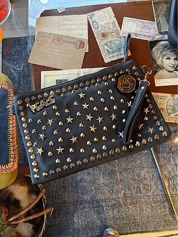 Zımbalı clutch