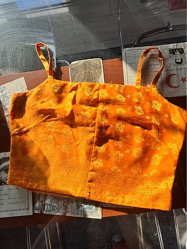 Hint işi crop bluz