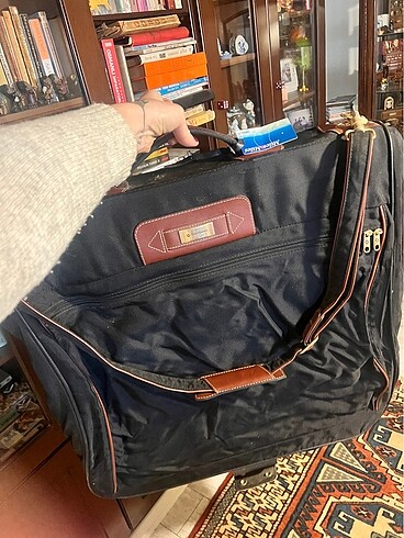 Samsonite takım elbise çantası