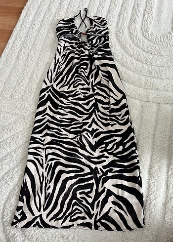 Zebra Desenli Uzun Saten elbise