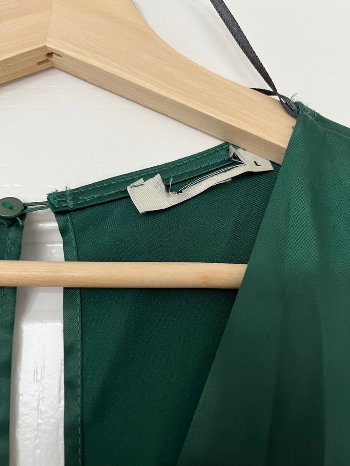 Yeşil Saten Tulum - Görsel 5