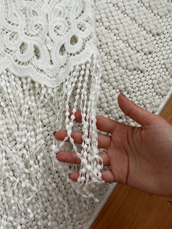 Zara püsküllü dantelli üst - Görsel 4