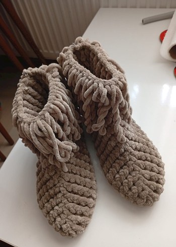 Bohem Örgü Sıcak Ev Terliği
istenilen renk ve numara yapilir. - Görsel 3