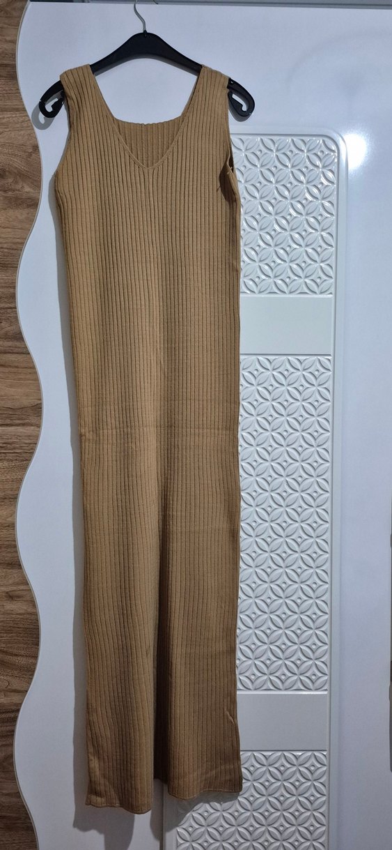 Bej Uzun Triko Elbise - Görsel 2