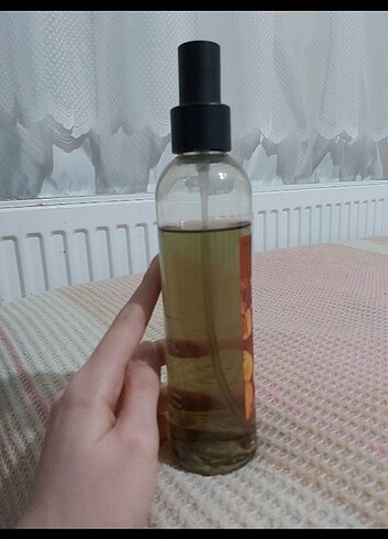 Beden Renk BATH&BODY WORKS SENSUAL AMBER VÜCUT SPREYİ
