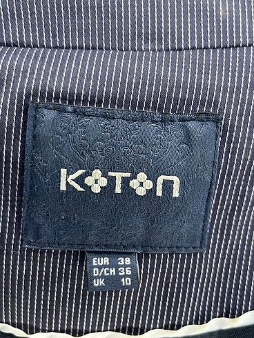 38 Beden çeşitli Renk Koton Blazer %70 İndirimli.