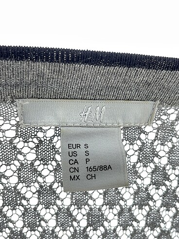 s Beden çeşitli Renk H&M Hırka %70 İndirimli.