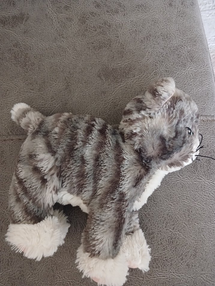 Gri Peluş Kedi Oyuncak - Görsel 3