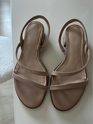 H&M Sandalet
