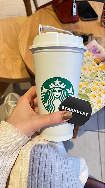 Starbucks plastik bardak
