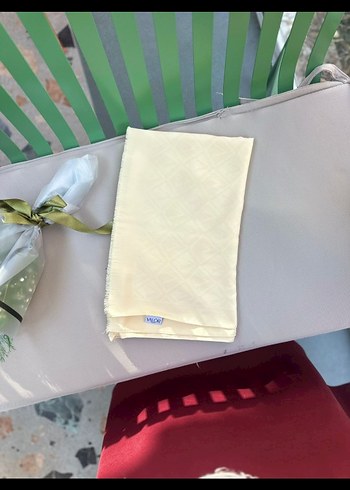 Tereyağ Sarısı Monogram Şal - Görsel 2