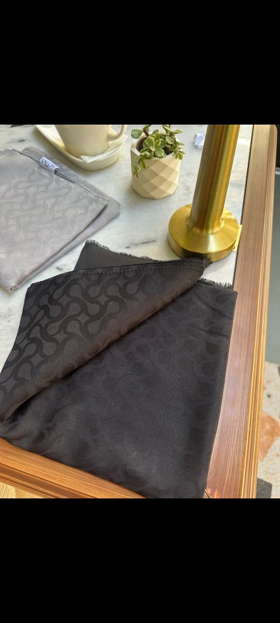 Gri Kadın Bloom Desen Şal - Görsel 3