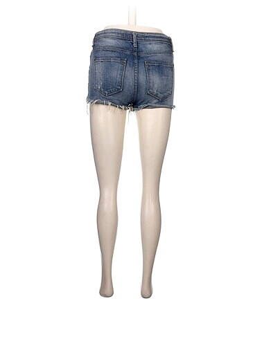 36 Beden Bershka Mini Şort %70 İndirimli.