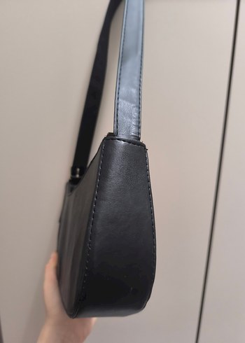 Siyah Minimalist Kadın Omuz Çantası - Görsel 4