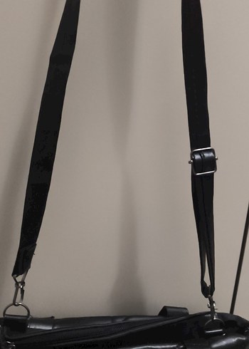 Siyah Kadın Omuz Çantası - Görsel 2