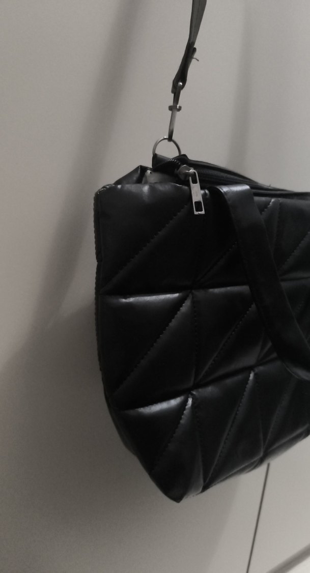 Siyah Kadın Omuz Çantası - Görsel 4