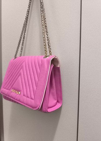 Zincir Detaylı Pembe Kadın Çanta - Görsel 3